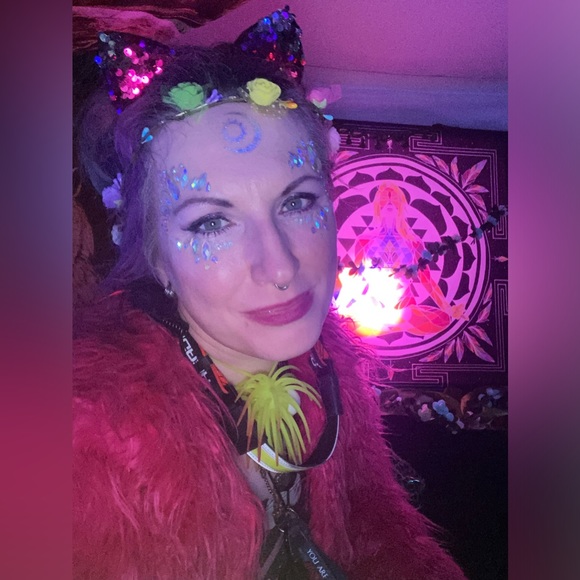 Meet your Posher, Helen - Picture 4 of 9